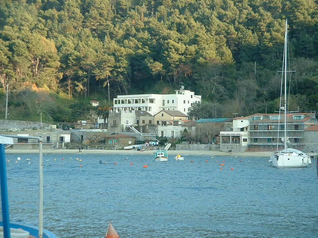 L'Antica Torre Del Porto Villa Palinuro Eksteriør billede